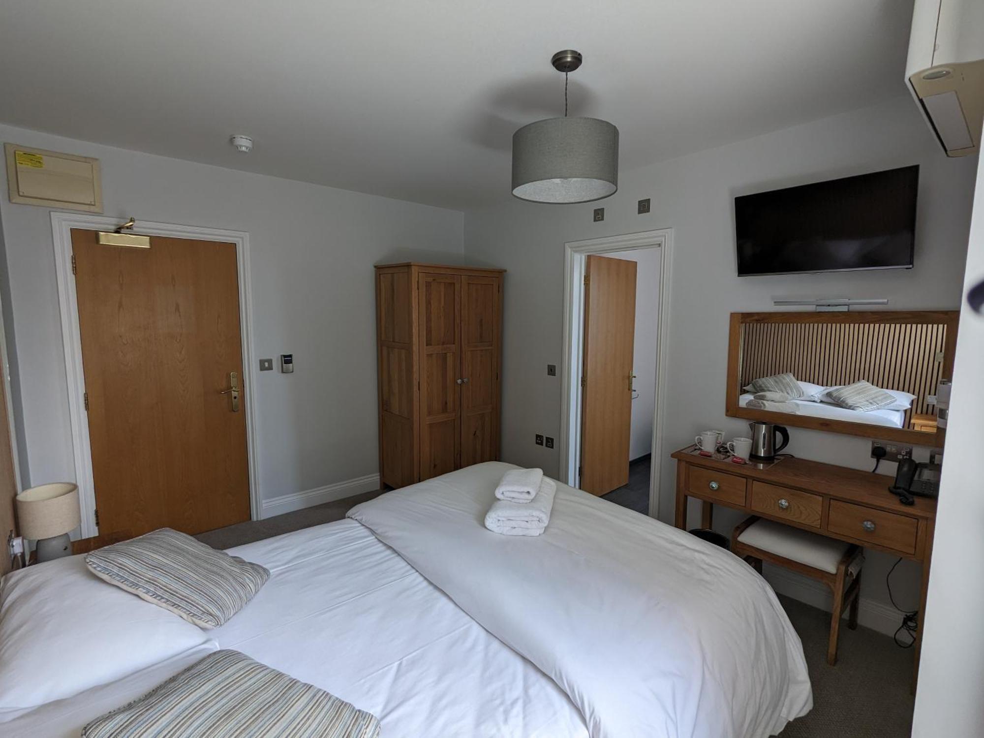 The Seal Hotel Selsey Exterior photo